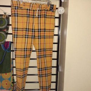 New York & Company Yellow Plaid Cropped Pants